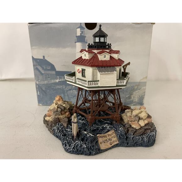Harbour Lights Other - Vintage Harbour Lights Thomas Point Lighthouse Maryland Signature Series 1998